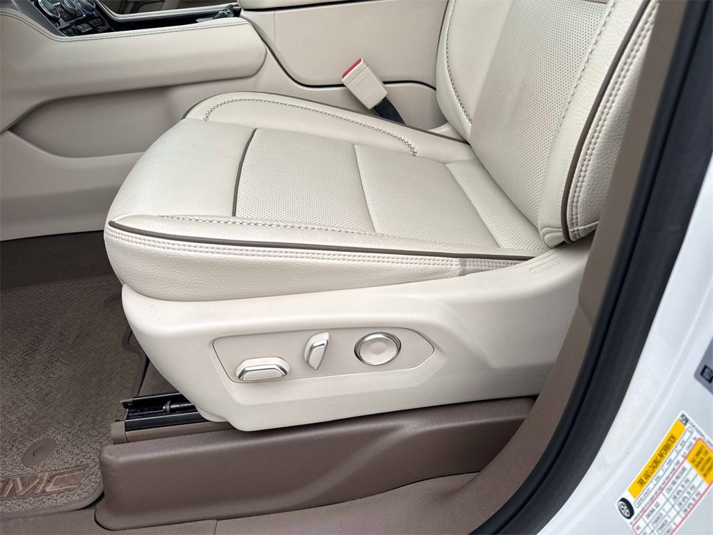 2024 Gmc Yukon Denali photo 9