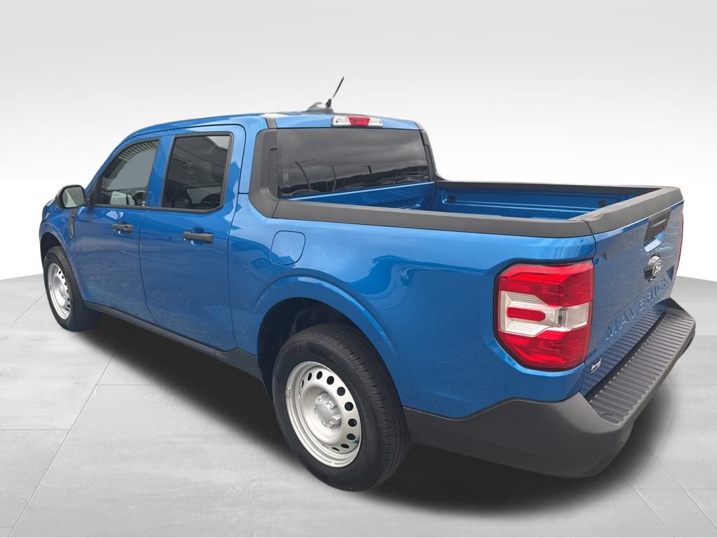 2025 Ford Maverick XL photo 3