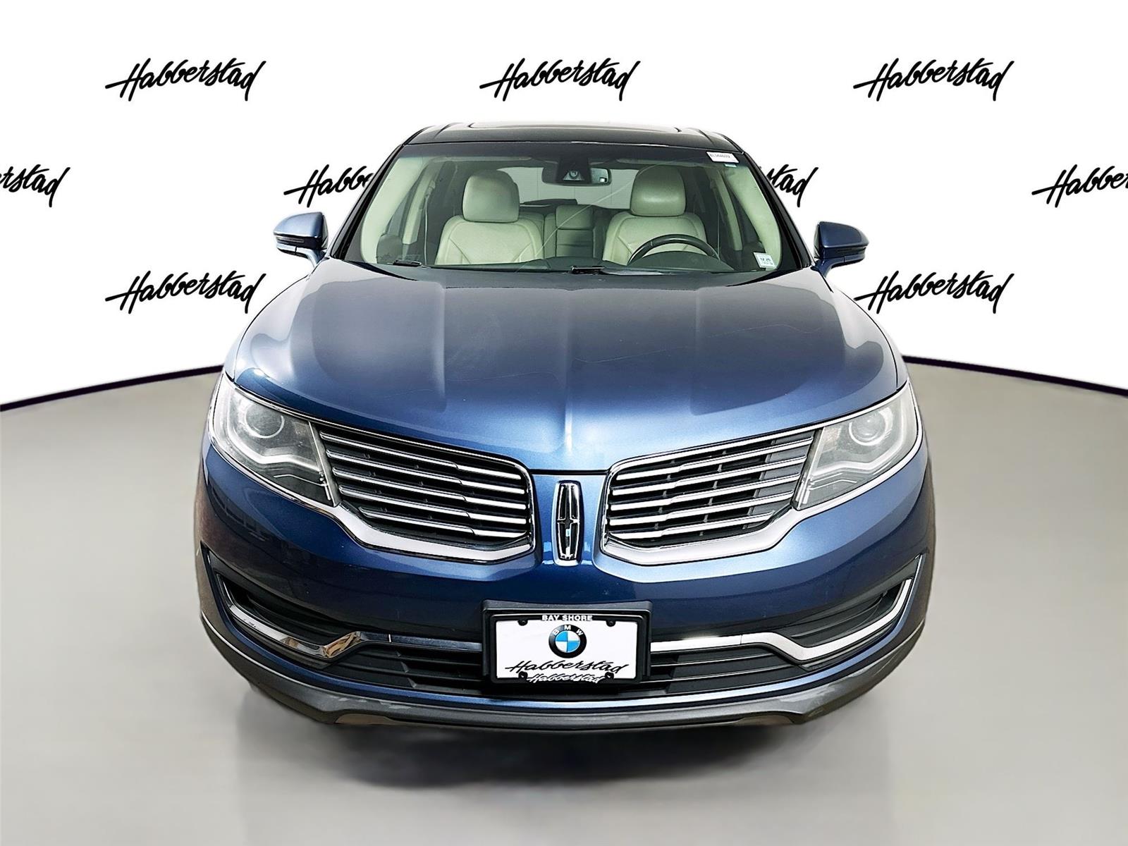 Used 2018 Lincoln MKX Reserve with VIN 2LMPJ8LR8JBL34460 for sale in Huntington Station, NY