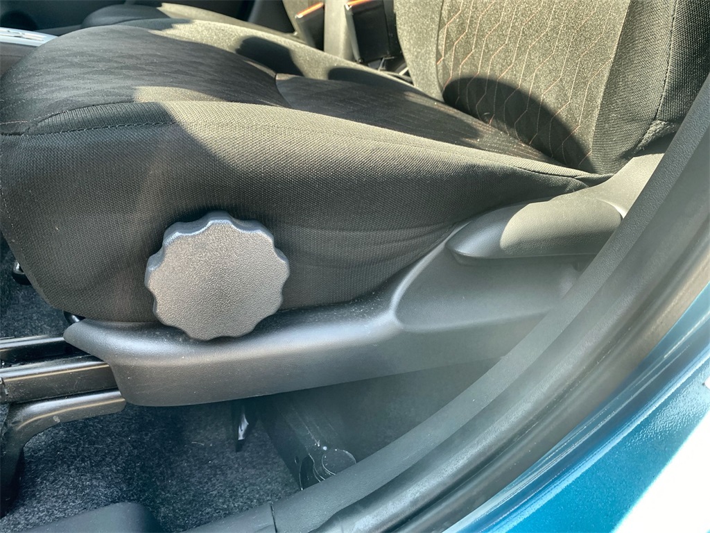 2024 Mitsubishi Mirage ES photo 14