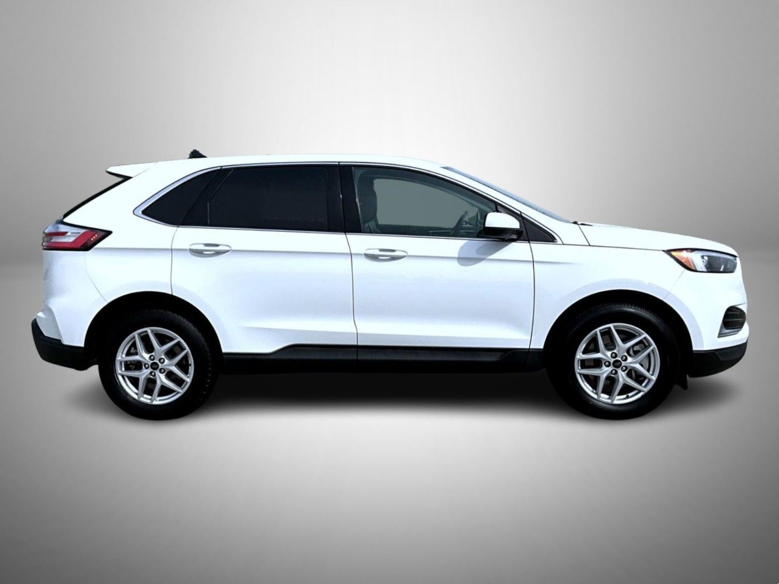2024 Ford Edge SEL photo 4