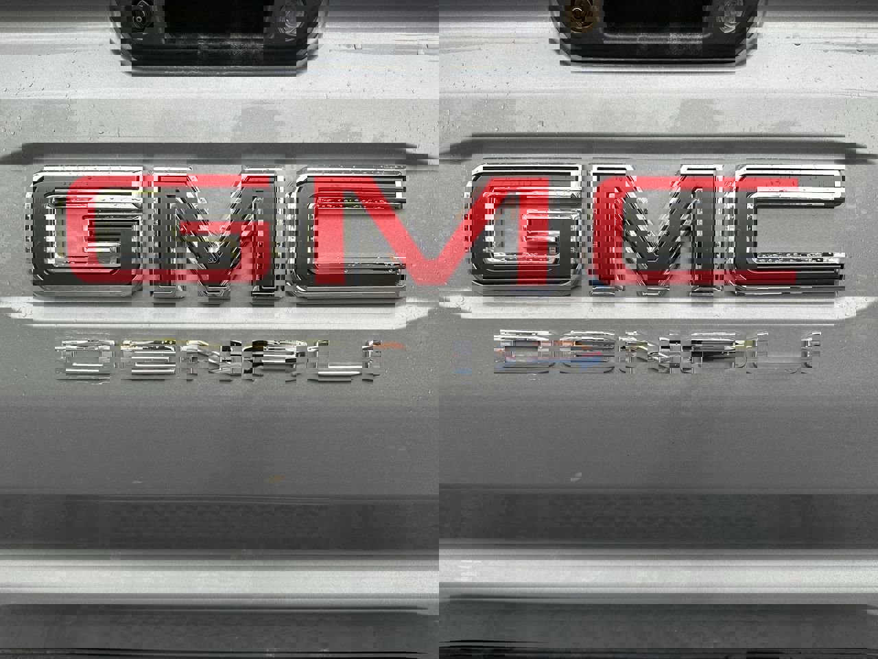 2024 Gmc Canyon Denali photo 32