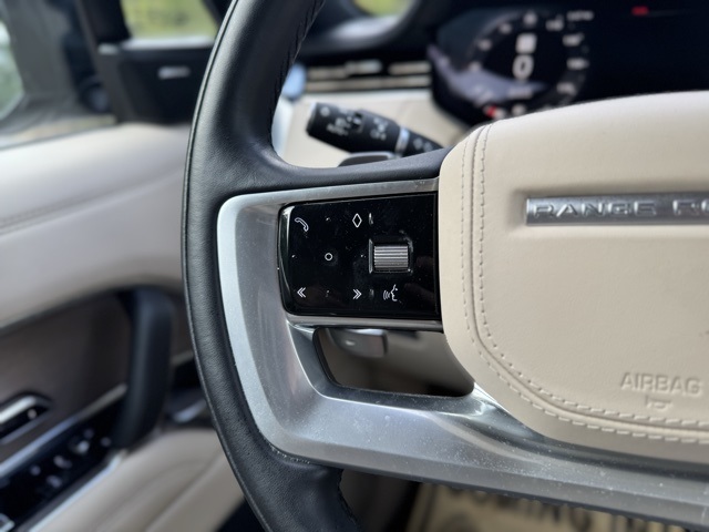 2023 Land Rover Range Rover SE photo 26