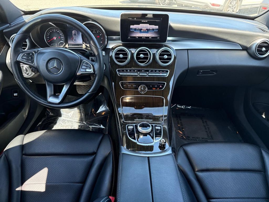 2018 Mercedes Benz C 300 photo 16