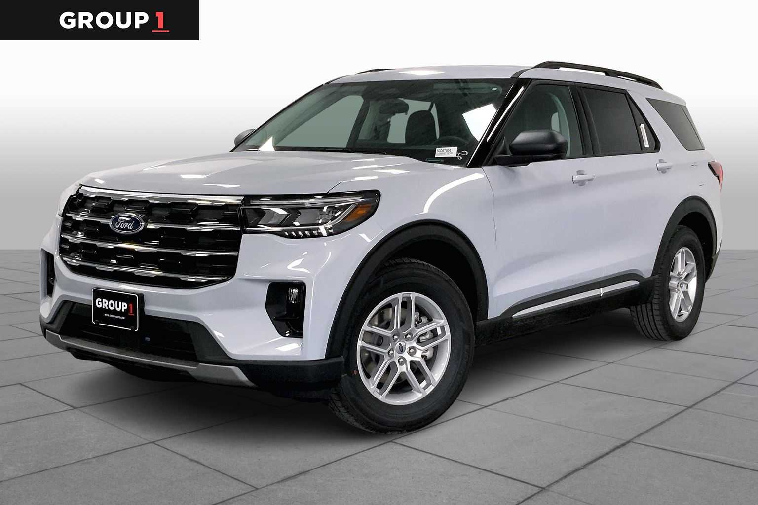 2025 Ford Explorer Active's photo