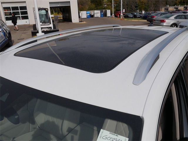 2026 Volkswagen Atlas SEL Premium R-Line photo 2