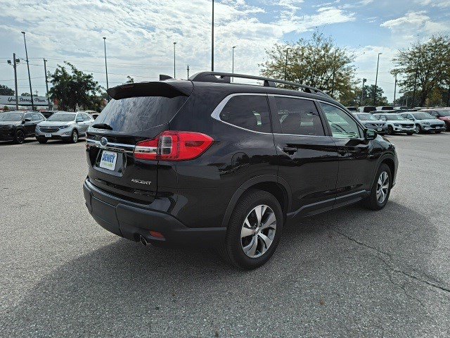 2022 Subaru Ascent Premium photo 3