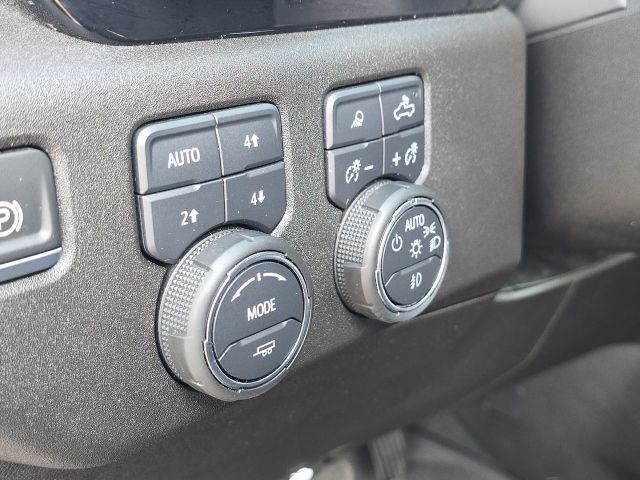 2024 Chevrolet Silverado 1500 LTZ photo 24