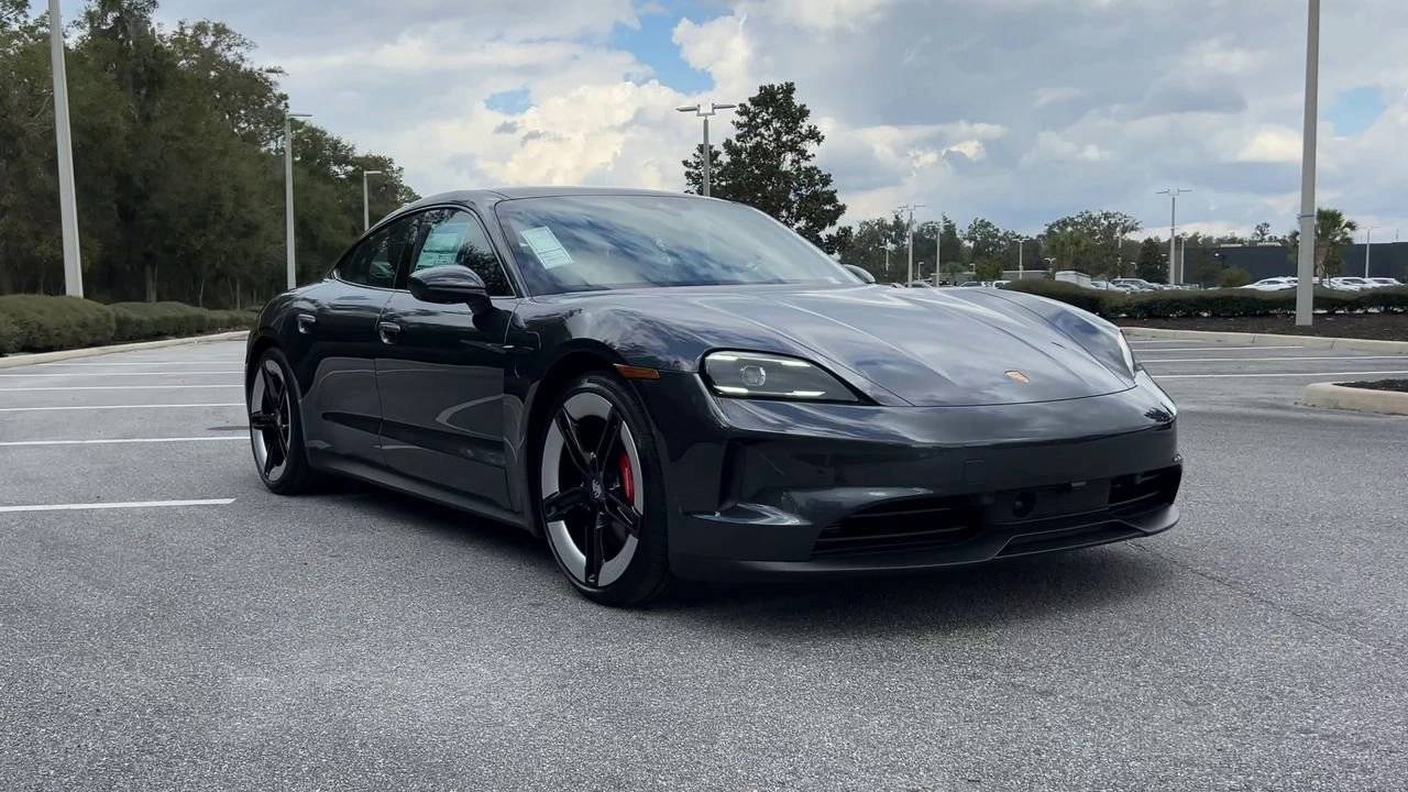 2025 Porsche Taycan 4S photo 2