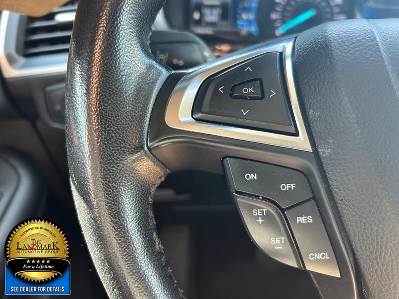 2023 Ford Edge SEL photo 10