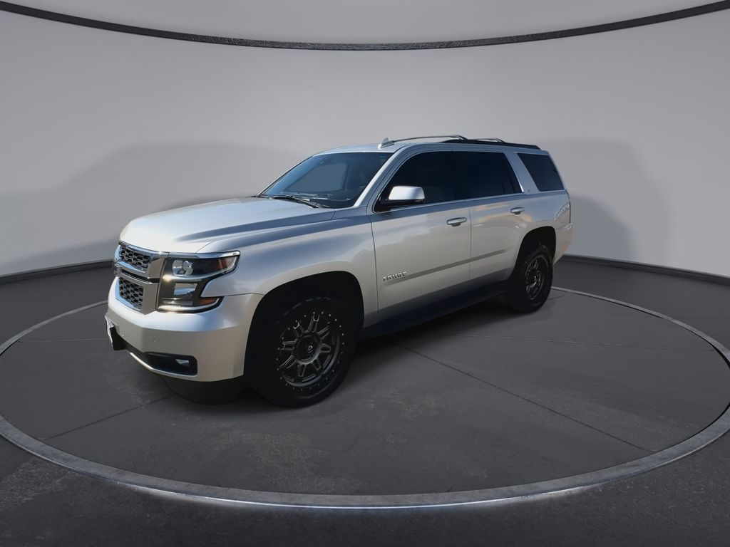 2019 Chevrolet Tahoe LT photo 2