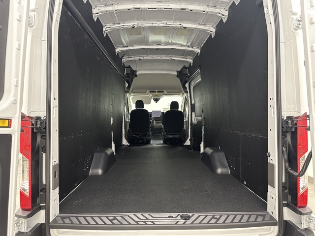 2026 Ford Transit Cargo photo 14
