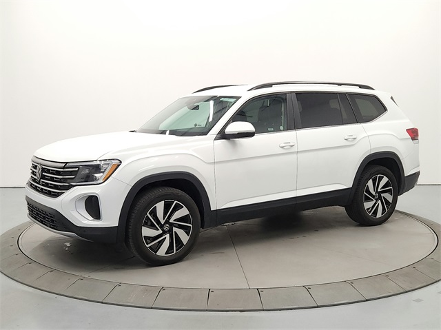 2025 Volkswagen Atlas SE Technology photo 2