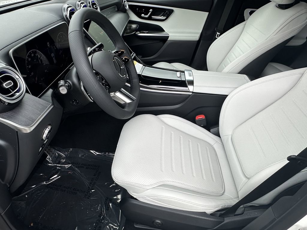 2025 Mercedes Benz GLC 300 4MATIC photo 10