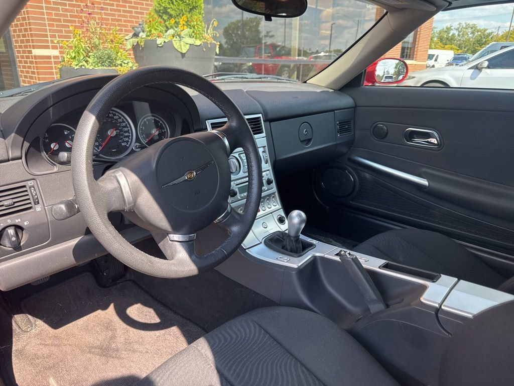 2006 Chrysler Crossfire Base photo 12