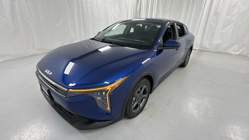 2025 Kia K4 LXS photo 7