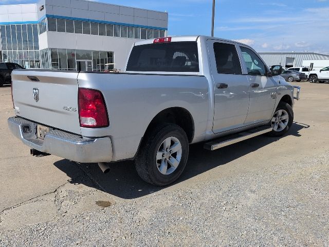 2019 Ram 1500 Classic Tradesman photo 3