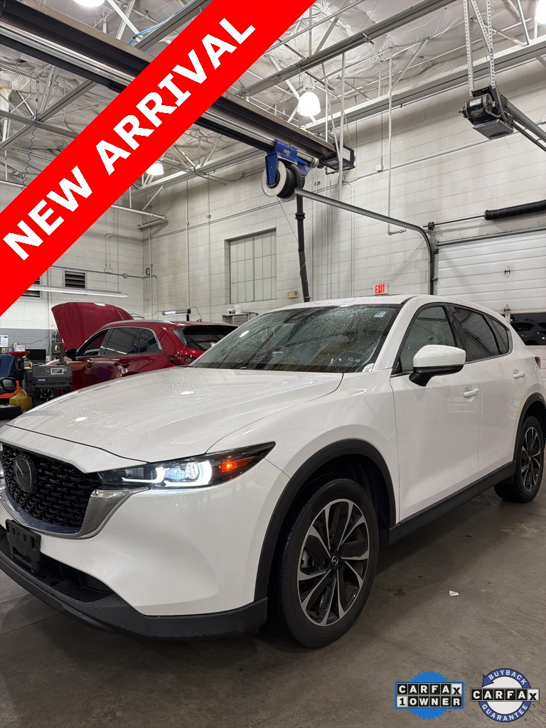 2022 Mazda CX-5 S Premium package's photo