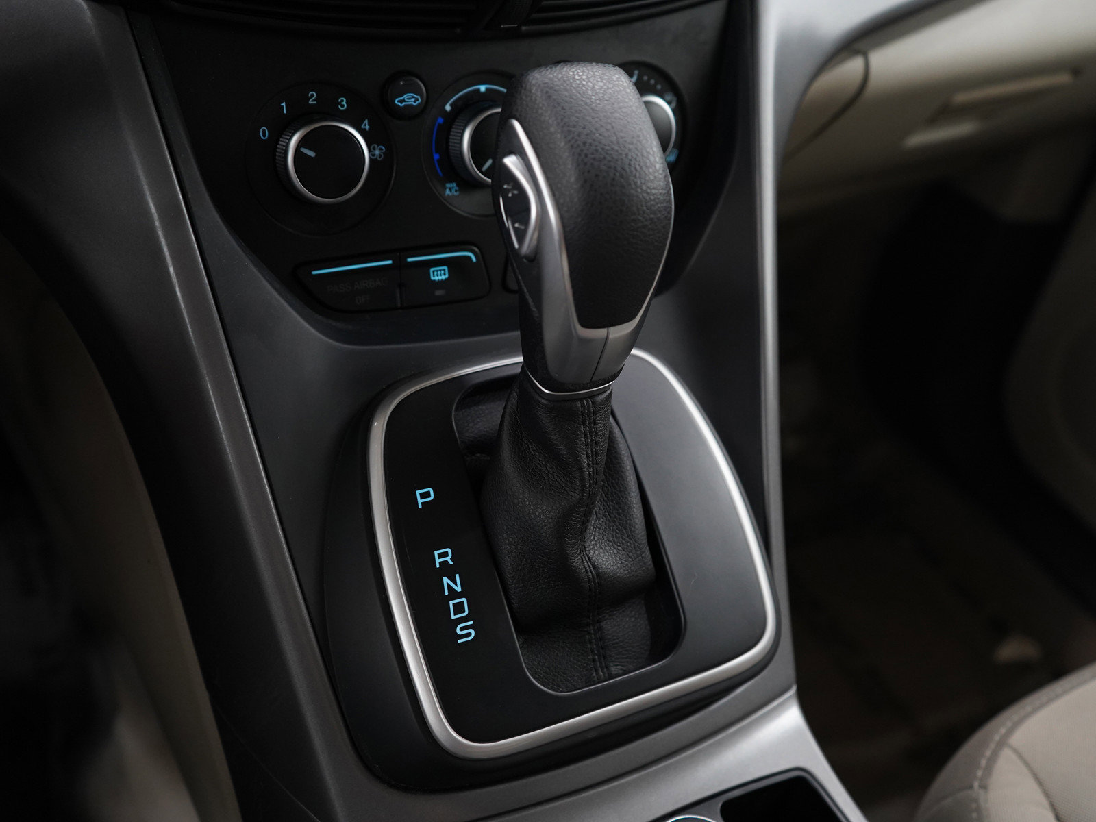 2014 Ford Escape SE photo 22