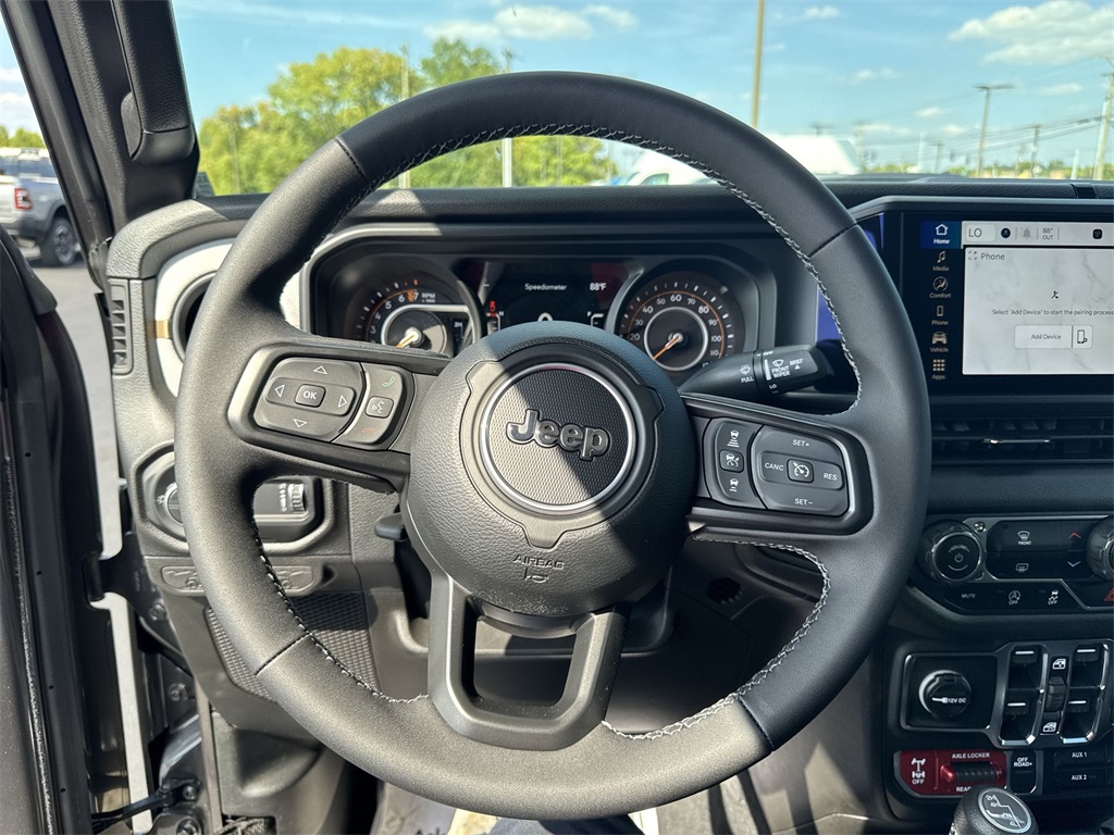 2025 Jeep Gladiator Willys photo 18
