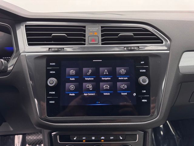 2024 Volkswagen Tiguan S photo 16
