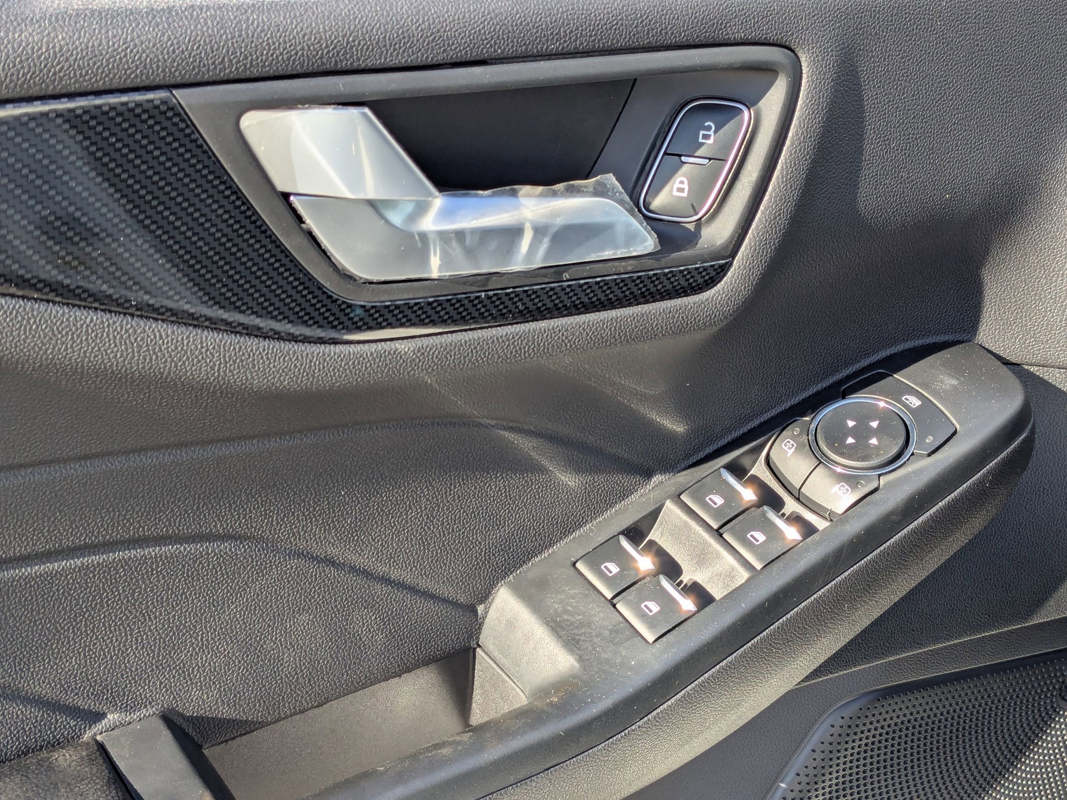 2025 Ford Escape ST-Line photo 11