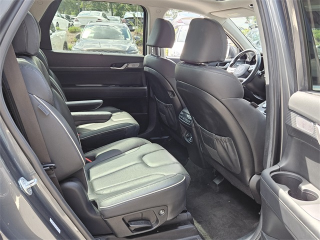 2024 Hyundai Palisade Limited photo 17