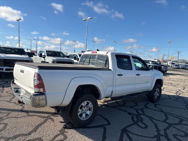 2015 Toyota Tacoma Base photo 4