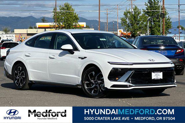 2025 Hyundai Sonata SEL's photo