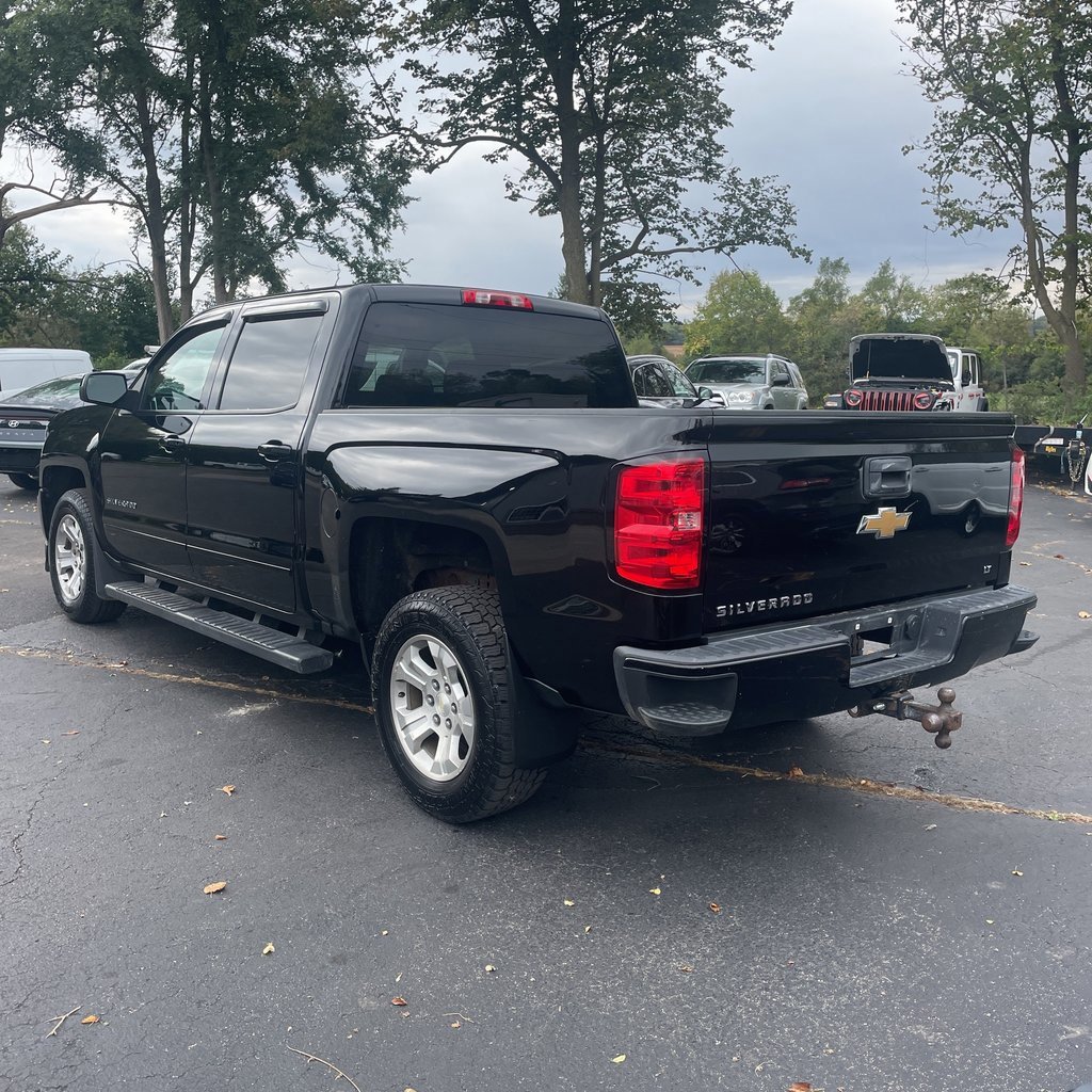 2016 Chevrolet Silverado 1500 LT photo 3