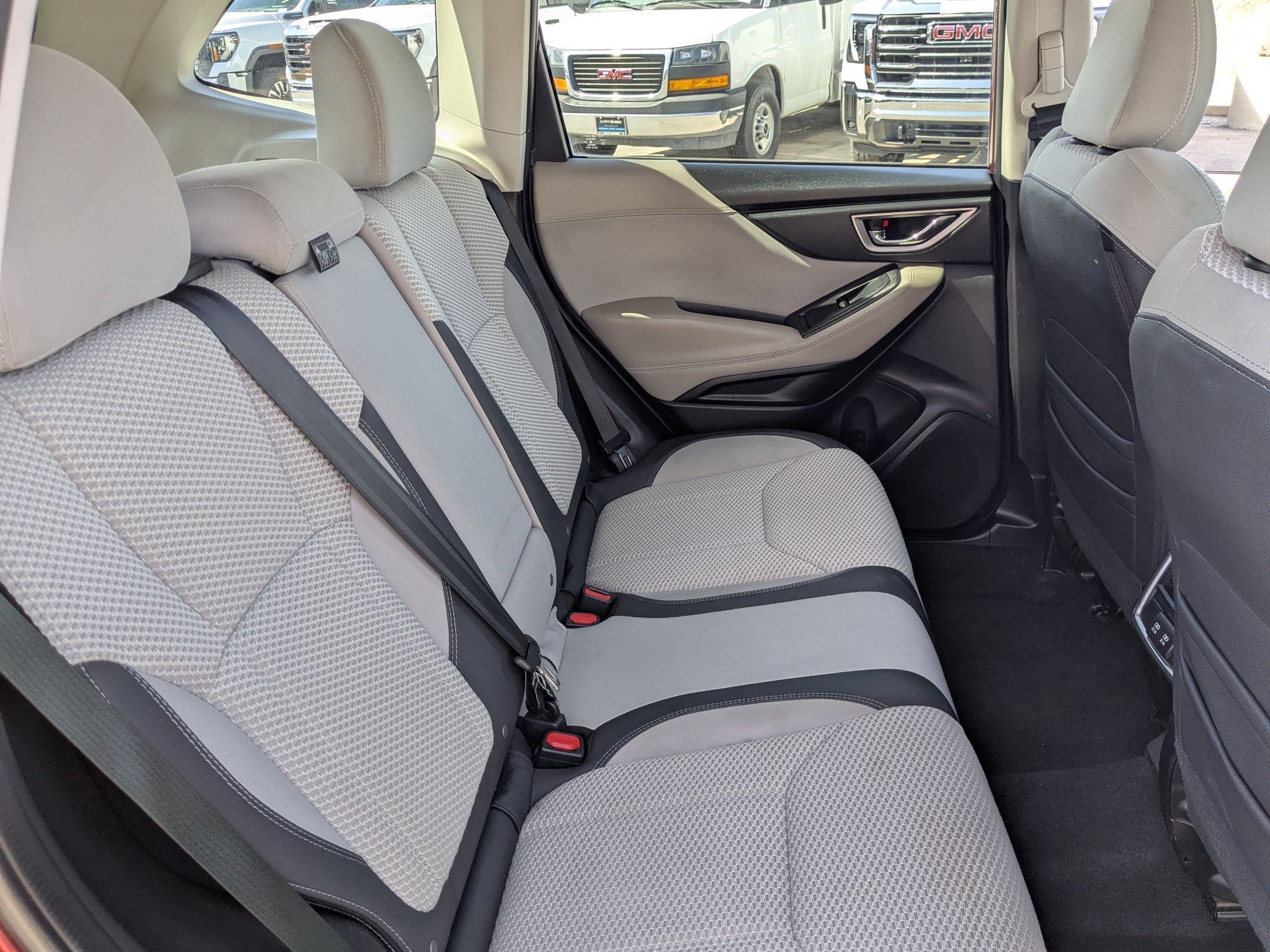 2021 Subaru Forester Premium photo 24