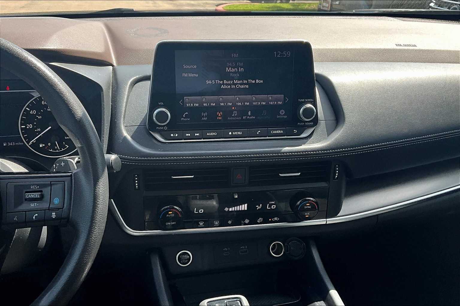 2023 Nissan Rogue SV photo 6