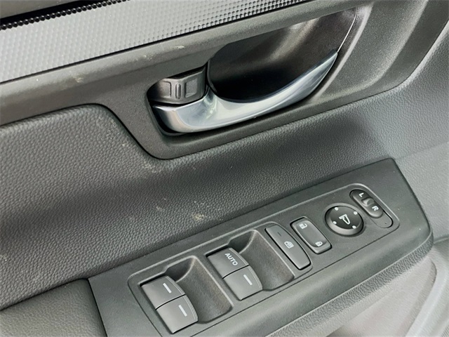 2026 Honda CR-V LX photo 17
