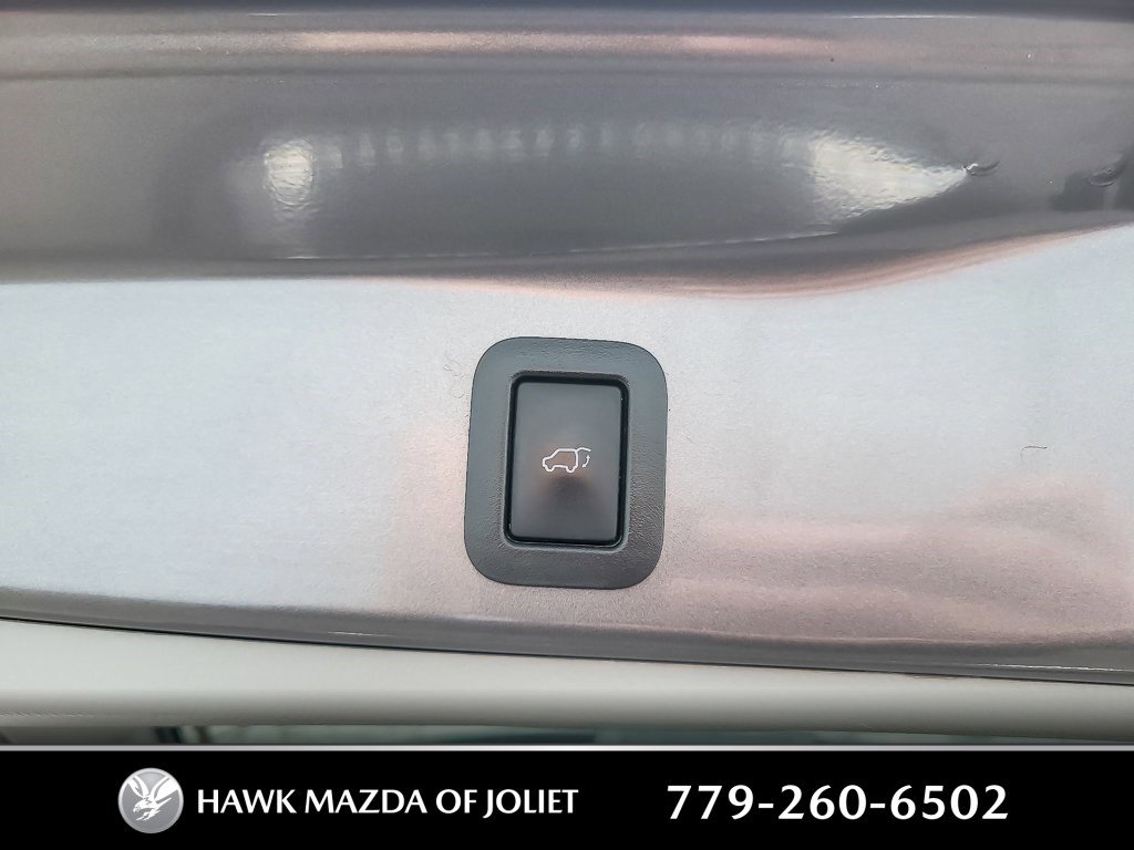 2017 TOYOTA HIGHLANDER - Image 18