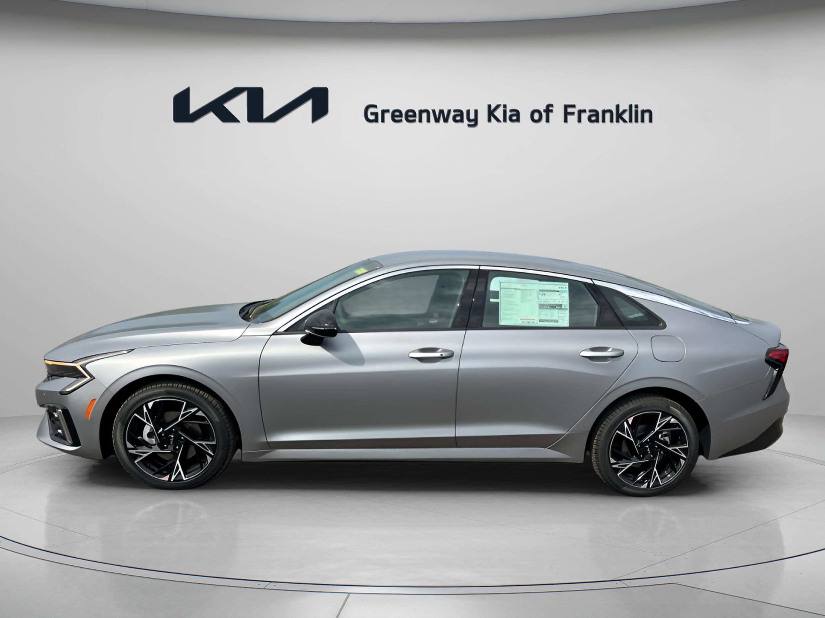 2026 Kia K5 GT-Line photo 5