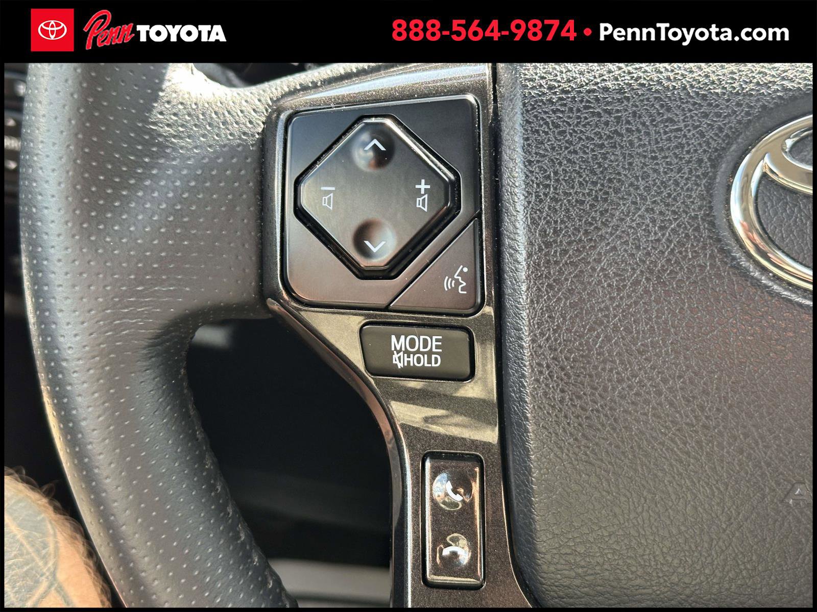 2022 Toyota 4Runner Premium photo 21