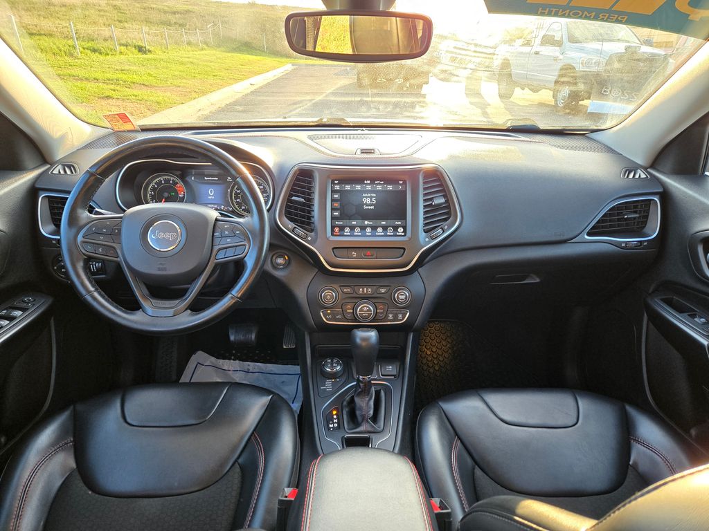 2020 Jeep Cherokee Trailhawk photo 12