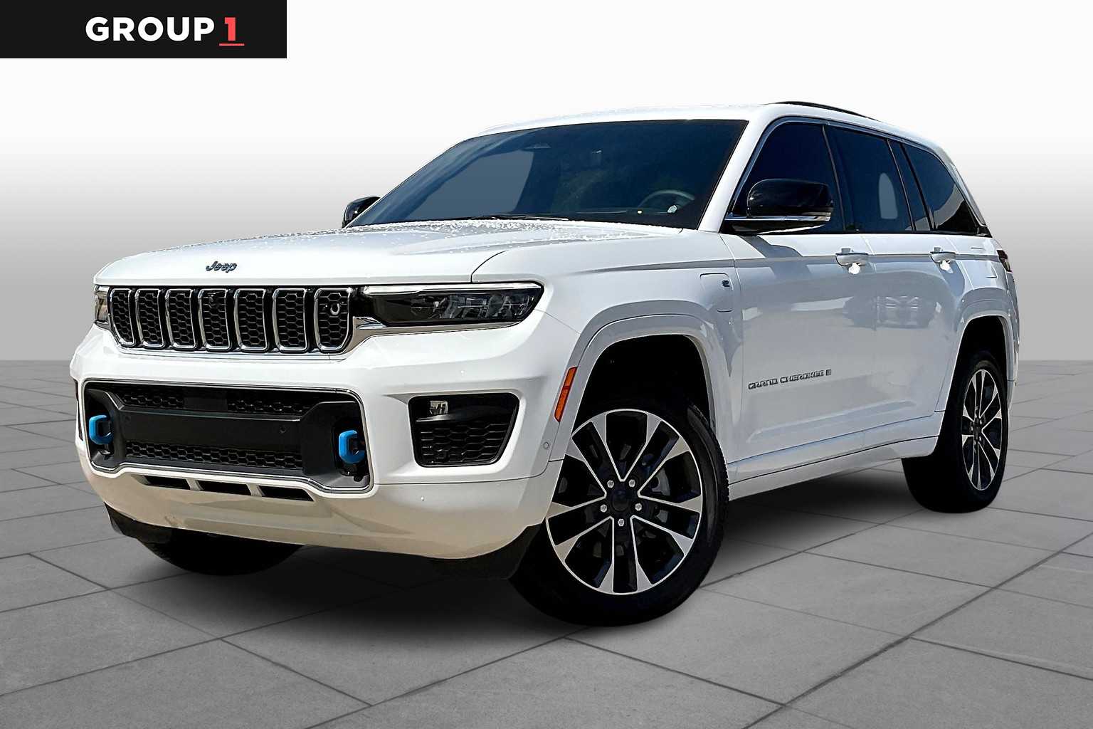 2023 Jeep Cherokee Overland photo 2