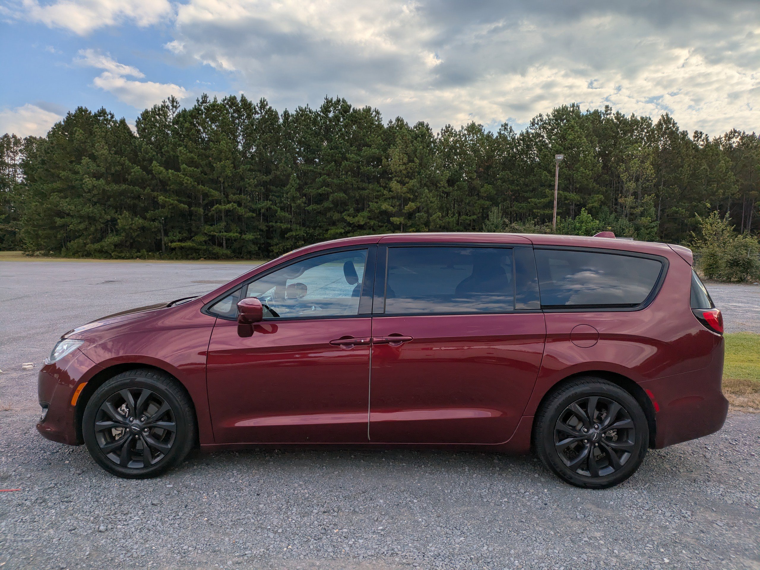 2019 Chrysler Pacifica Touring Plus photo 5