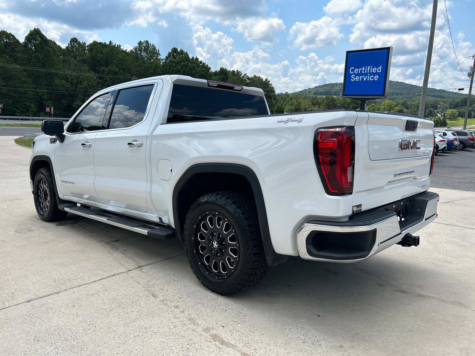 2023 Gmc Sierra 1500 SLT photo 4