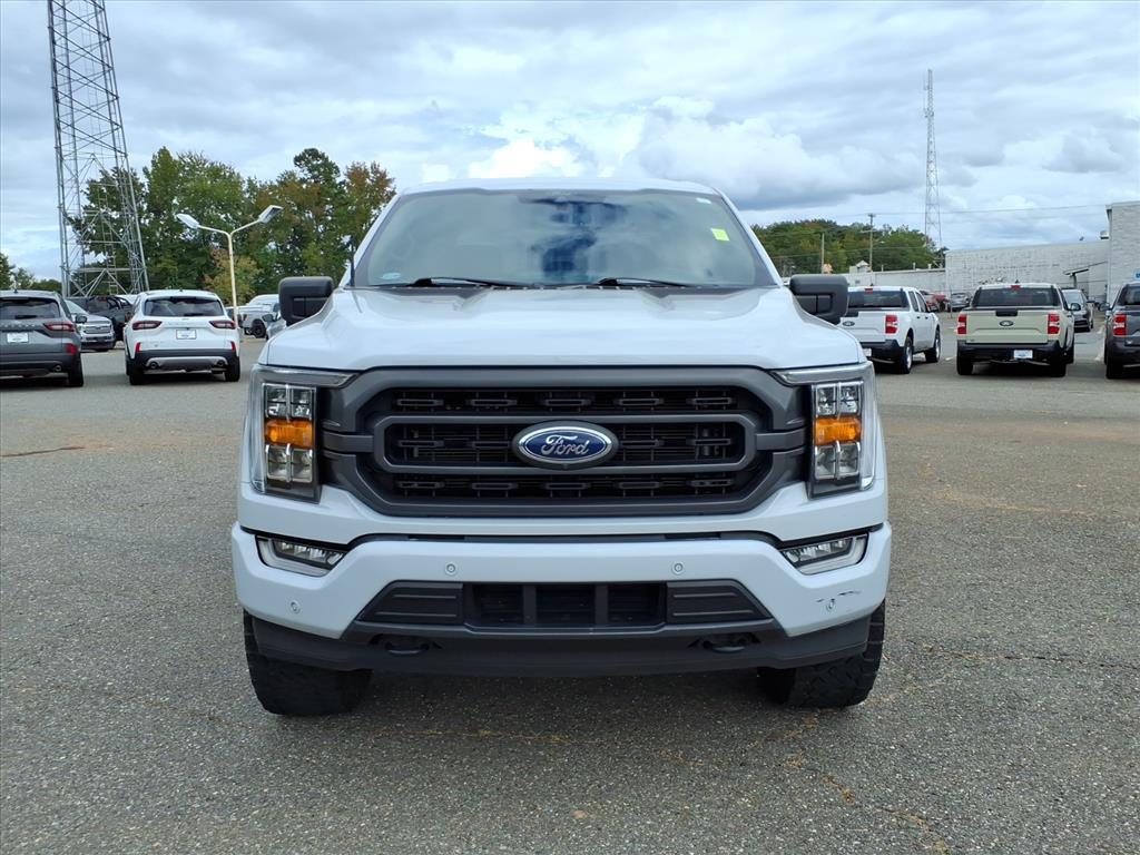 2022 Ford F-150 XLT photo 2