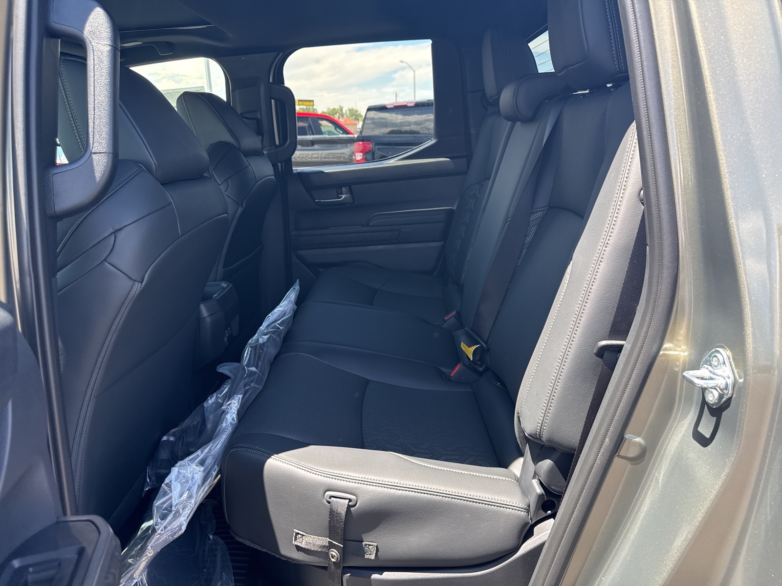 2025 Toyota Tacoma Limited 4x4 Double Cab photo 28