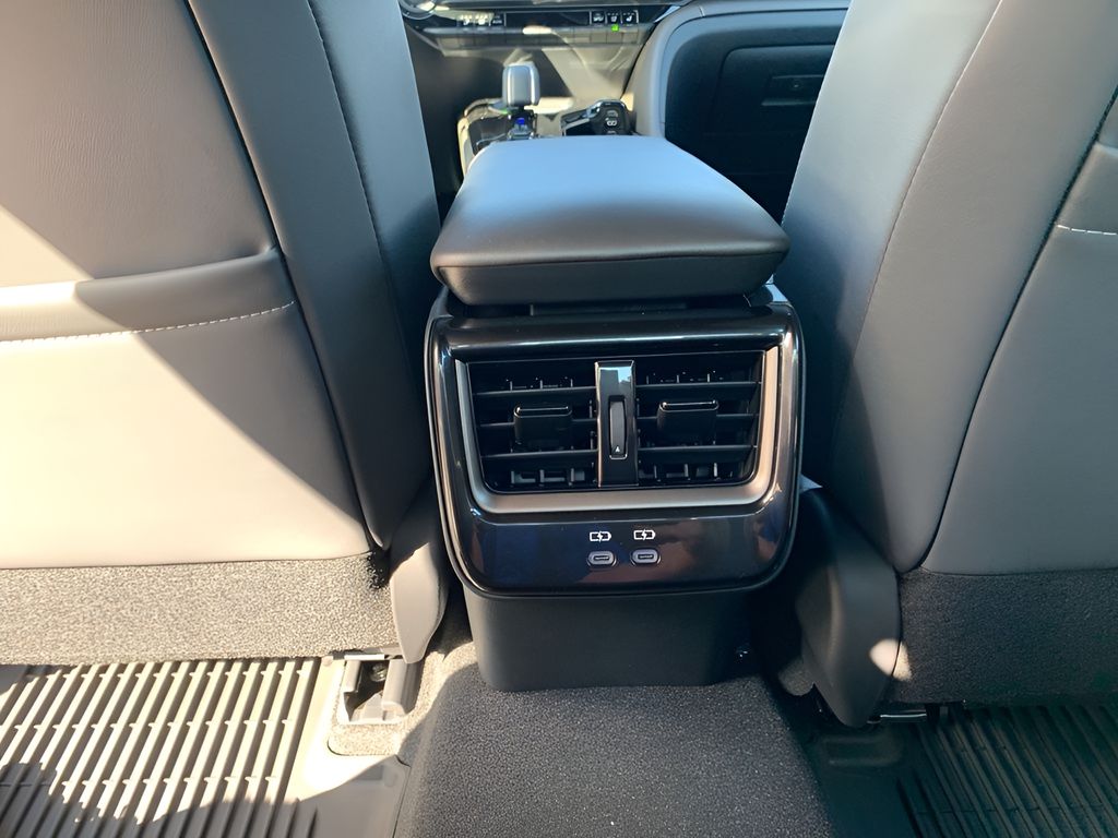 2026 Toyota Crown photo 13
