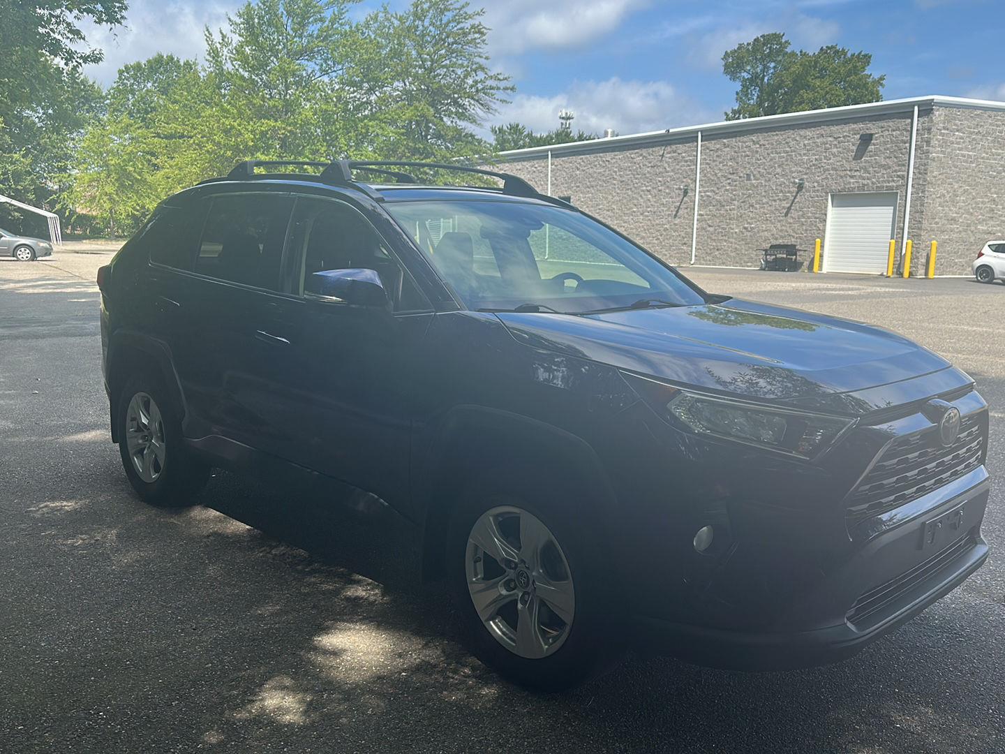 2019 Toyota RAV4 XLE photo 15