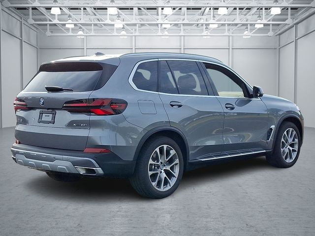 2025 Bmw X5 xDrive40i photo 2