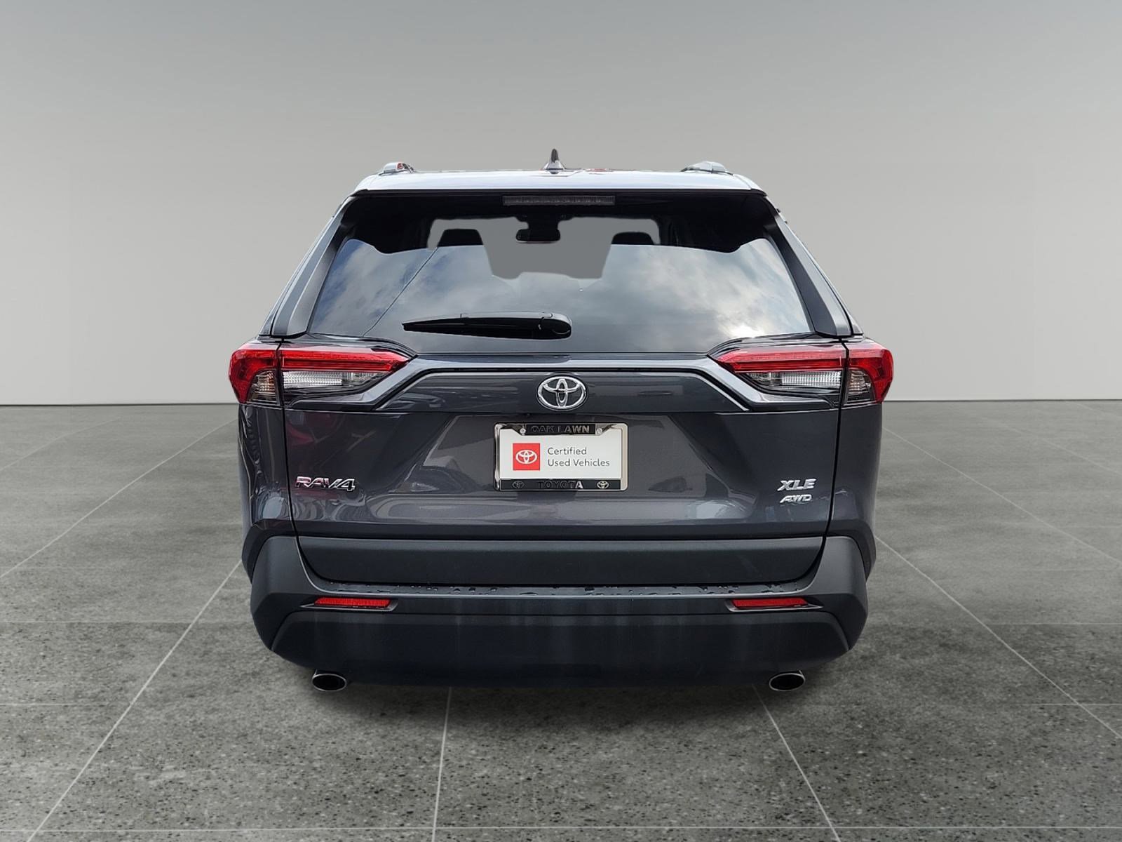 2025 Toyota RAV4 XLE photo 6