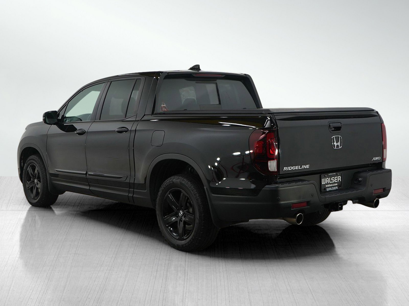 2022 Honda Ridgeline Black Edition photo 3