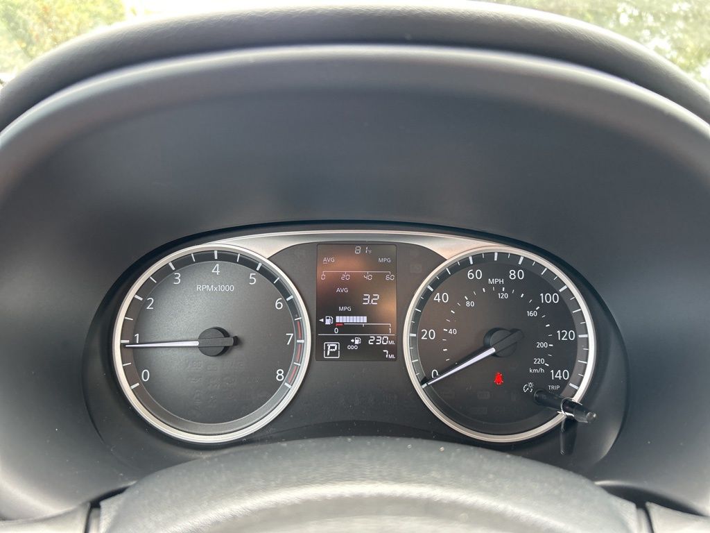 2025 Nissan Kicks Play S photo 14