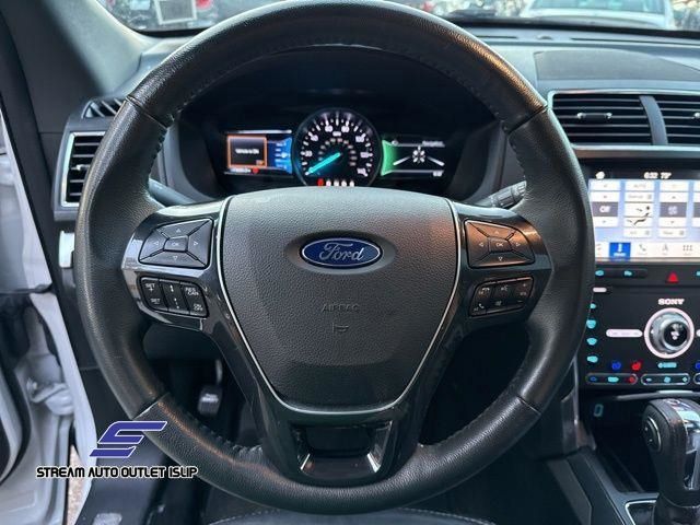2019 Ford Explorer Limited photo 28
