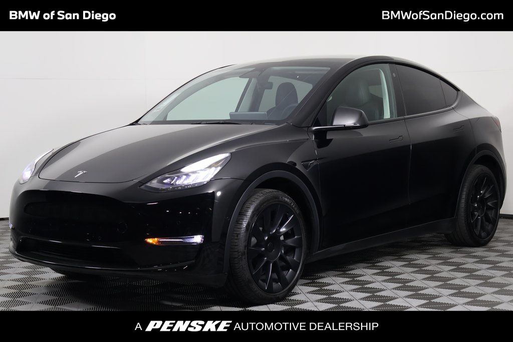 2022 Tesla Model Y Long Range's photo